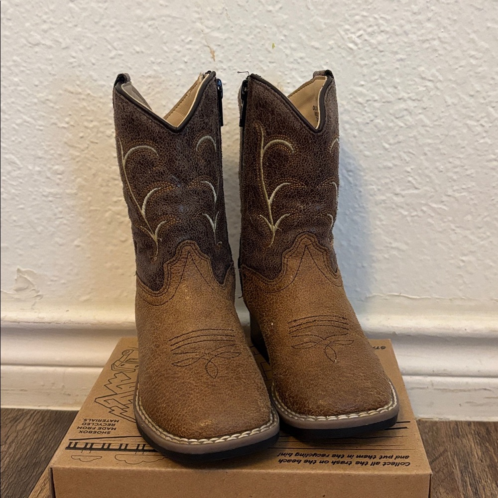 Old West Tan Leather Cowboy Boots